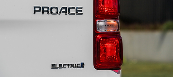 Toyota-introduceert-PROACE-Electric-555-garantie_tcm-22-1978316.jpg